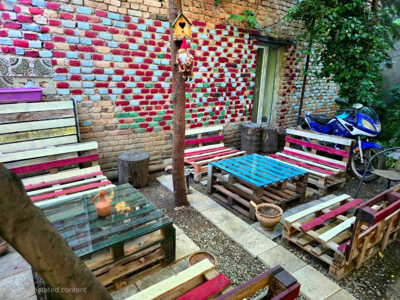Colors Hostel Tbilisi Exterior foto